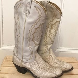 Vintage Dan Post White Cowboy Boots